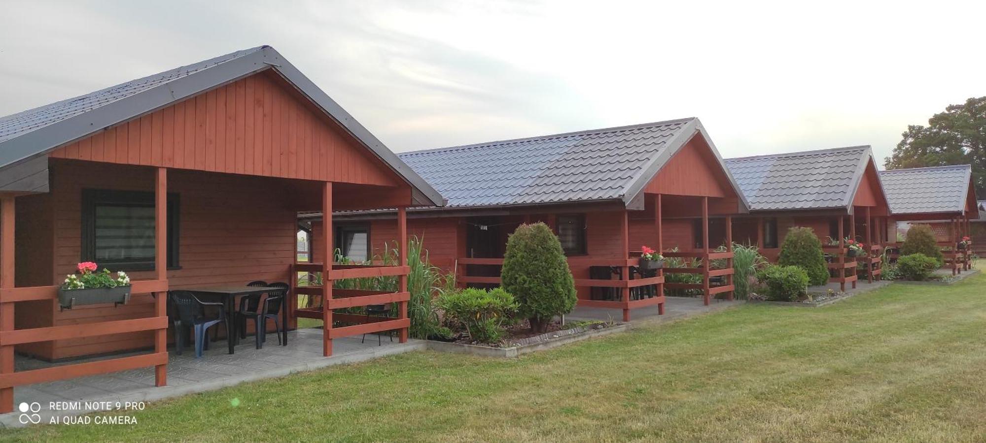 Domki Letniskowe "Dorcia" Łeba Exteriör bild